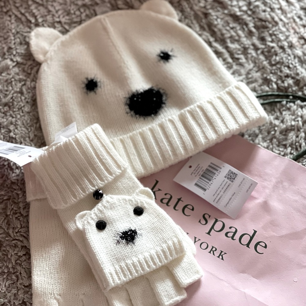 Kate Spade hat and gloves set